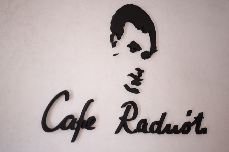 Cafe_Radnoti_Galeria
