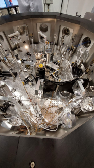 Neutronkeltési kísérlet 2023 júniusában az ELI ALPS lézeres kutatóközpontban