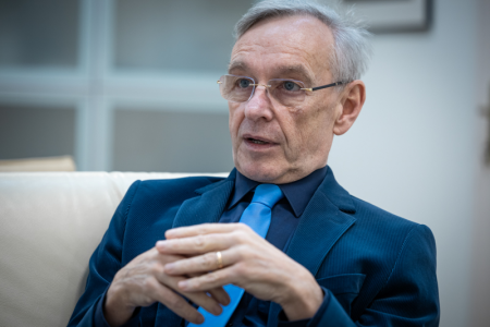 Dr. Kemény Lajos bőrgyógyász-immunológus professzor, a Szegedi Tudományegyetem bőrgyógyászati klinikájának egyetemi tanára