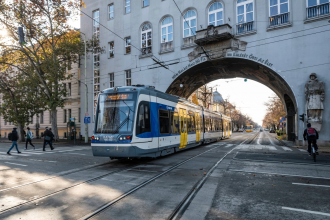 szegeder-kozlekedes-tramtrain-aradi-vertanuk-tere-belvaros-hosok-kapuja-753863