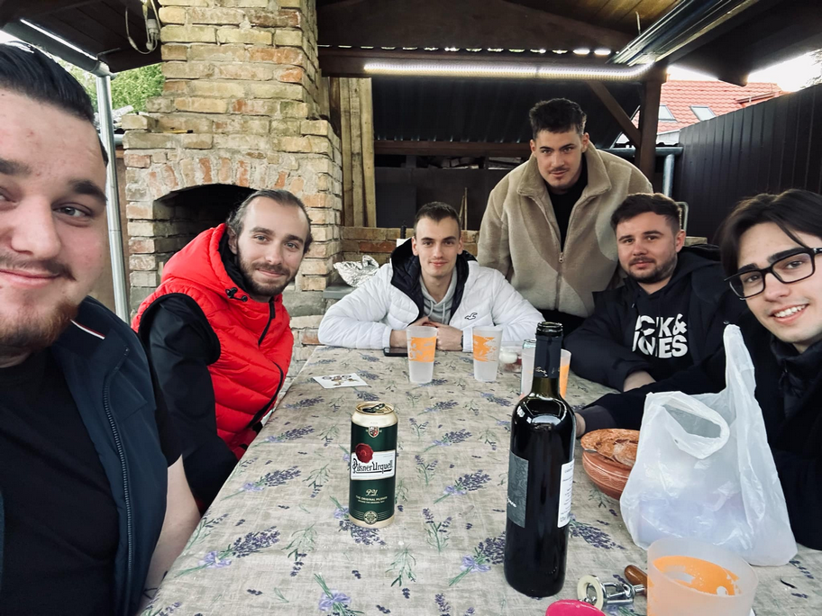 Mindmegette_Farmtol_a_Mernoki_Karig