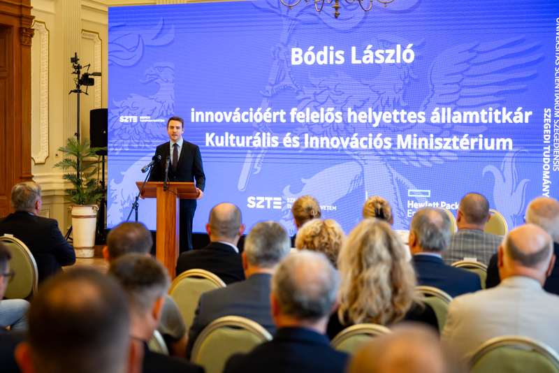 hewlett_packard_enterprise_w_47