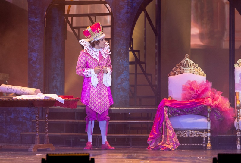 A_kiraly_2025.08.07._harom_testor-00033