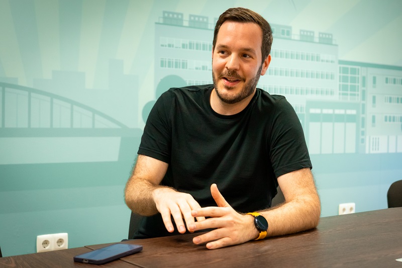 Dr. Feigl Gábor, a Szegedi Tudományegyetem Növénybiológiai Tanszékének habilitált egyetemi adjunktusa