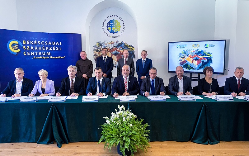 BSZC_egyuttm2 BSZC_egyuttm2