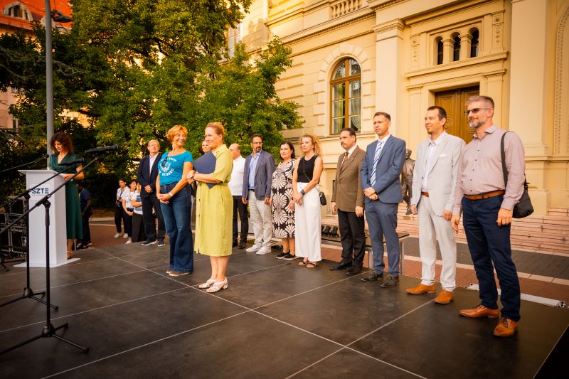 KJA-Number-1949 KJA-Number-1949