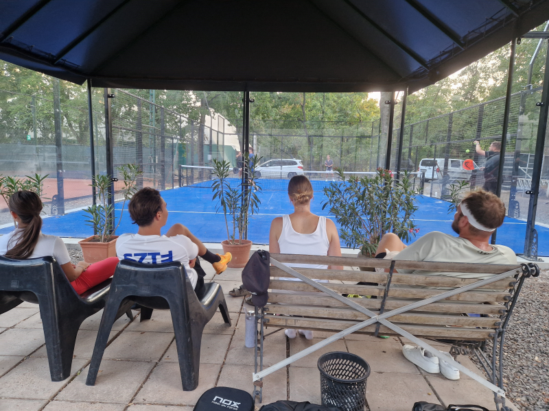 padel_palya_nezok