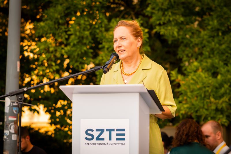 Prof._Dr._Szell_Marta Prof._Dr._Szell_Marta