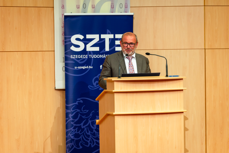 Tanevnyito_2025W-109