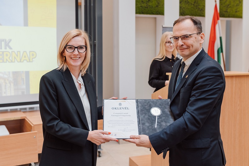 ajtk_karriernap8_emlekerem ajtk_karriernap8_emlekerem