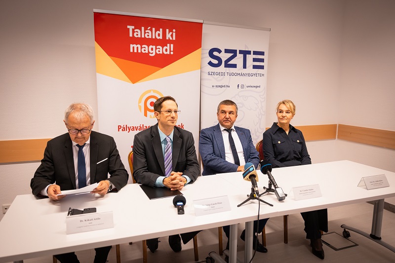 KJA-Number-9381_allasborze01 KJA-Number-9381_allasborze01