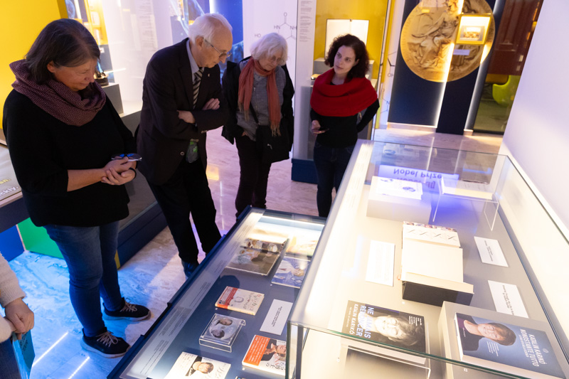 könyvtárlátogatás