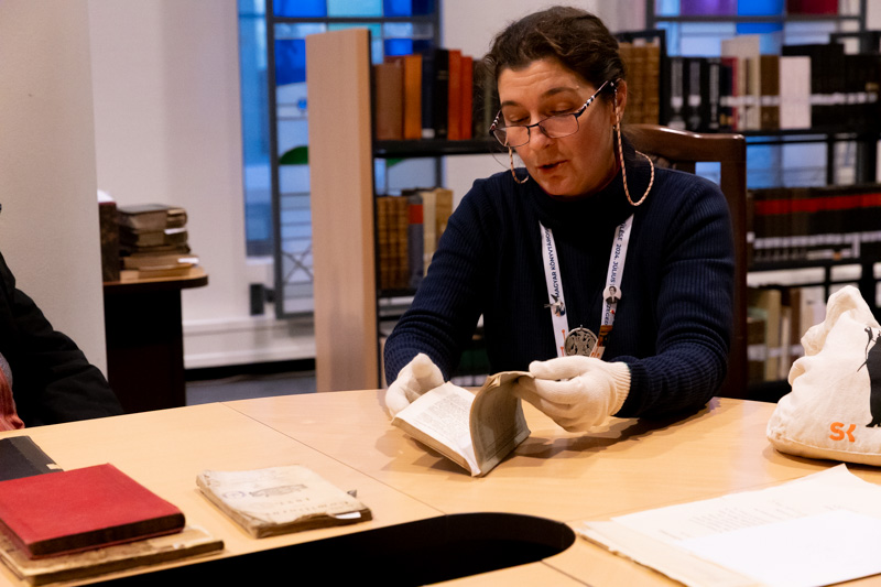 könyvtárlátogatás