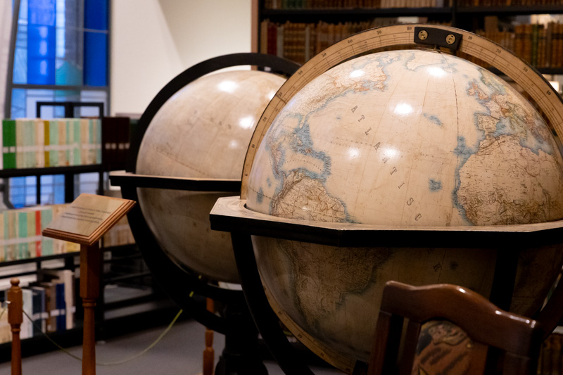 könyvtárlátogatás