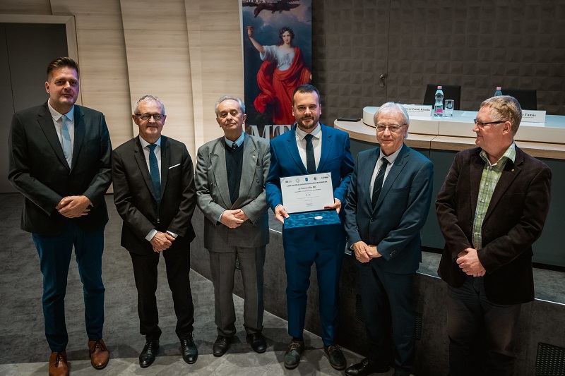 SZAB_KK_Kecskemet_N-44_Innomedio SZAB_KK_Kecskemet_N-44_Innomedio