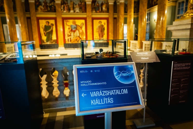 Varazshatalom_kiallitas_54499126687_40c6f9476e_c