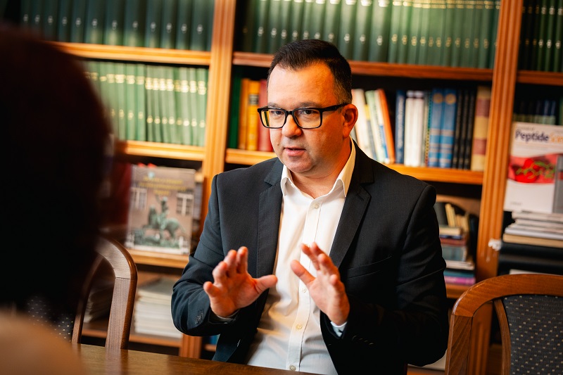 Prof. Dr. Martinek Tamás Prof. Dr. Martinek Tamás