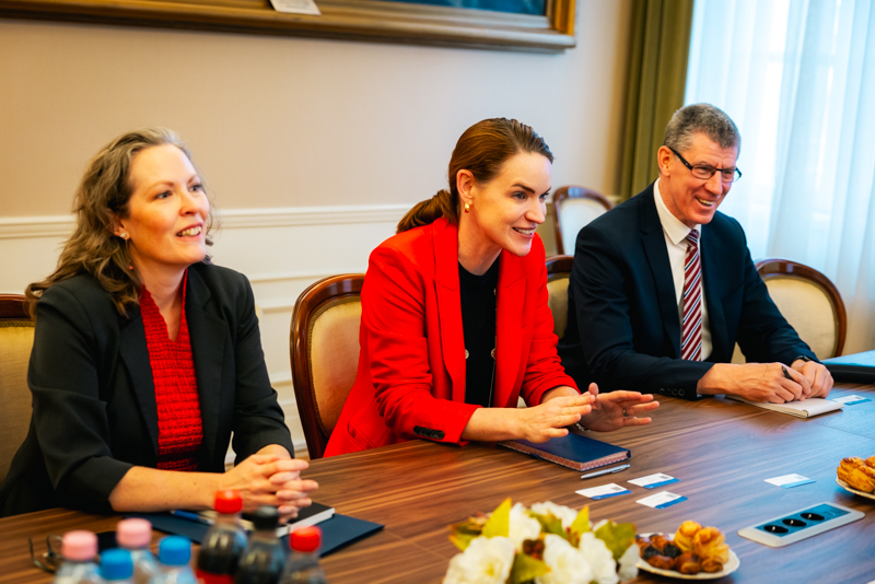 US_Embassy_in_Szeged_Web-9