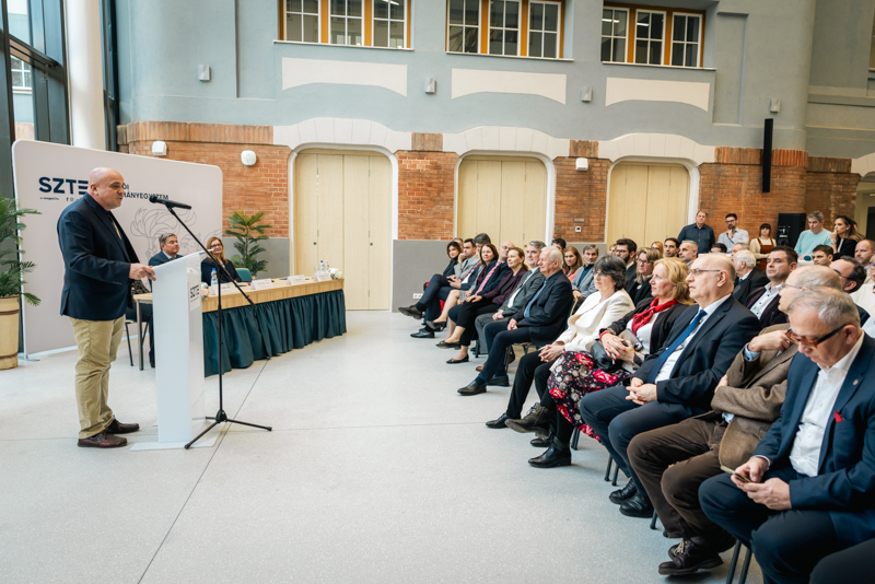 Gyerekklinika_SBO_atado Gyerekklinika_SBO_atado