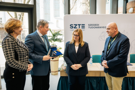 Gyermek SBO átadó Gyermek SBO átadó