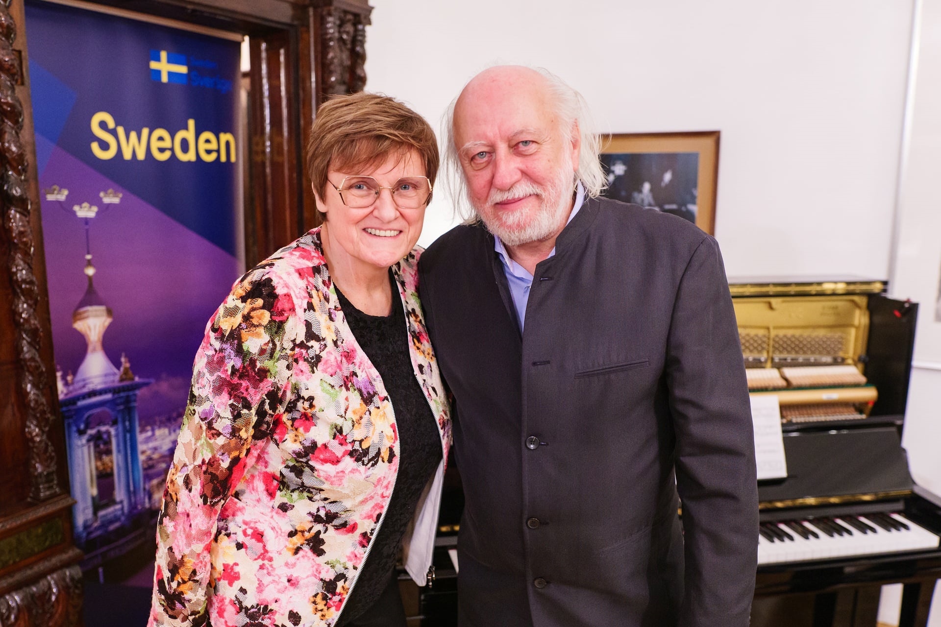 Nyito_Kariko_K._es_Krasznahorkai_L._Sved_Nagykovetsegen_20251120 Nyito_Kariko_K._es_Krasznahorkai_L._Sved_Nagykovetsegen_20251120