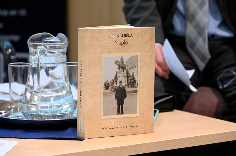 Zolnai Béla: Napló – 1944. március 8. – 1945. május 8. Zolnai Béla: Napló – 1944. március 8. – 1945. május 8.