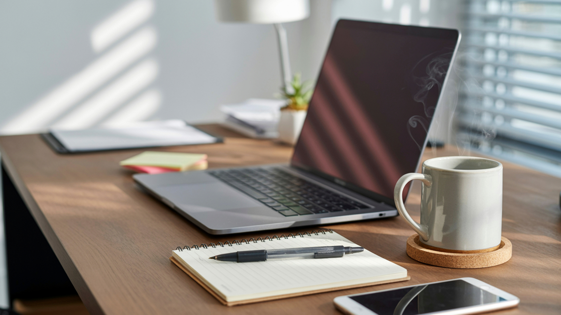 Oktatastamogatasi_munkatars_honlap